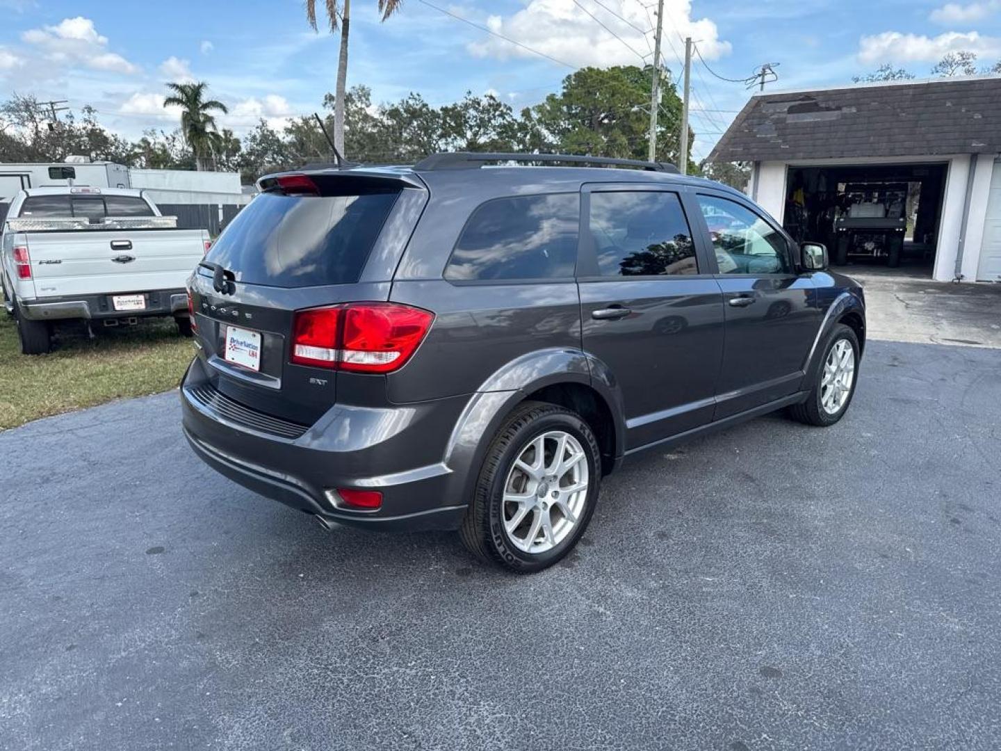 2016 GRAY DODGE JOURNEY SXT (3C4PDCBG1GT) with an 3.6L engine, Automatic transmission, located at 2929 9th St. West, Bradenton, 34205, (941) 242-2810, 27.473591, -82.570679 - Thanks for inquring into DriveNation USA! All vehicles listed can be viewed at www.drivenationusa.com for vehicle history reports and additonal info. We cannot quote any terms such as down payments or monthly payments without an application. You can apply directly at www.drivenationusa.com or by con - Photo#7