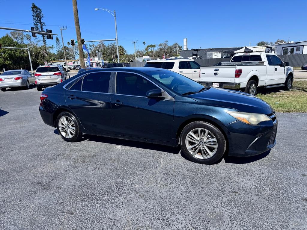 photo of 2016 TOYOTA CAMRY LE