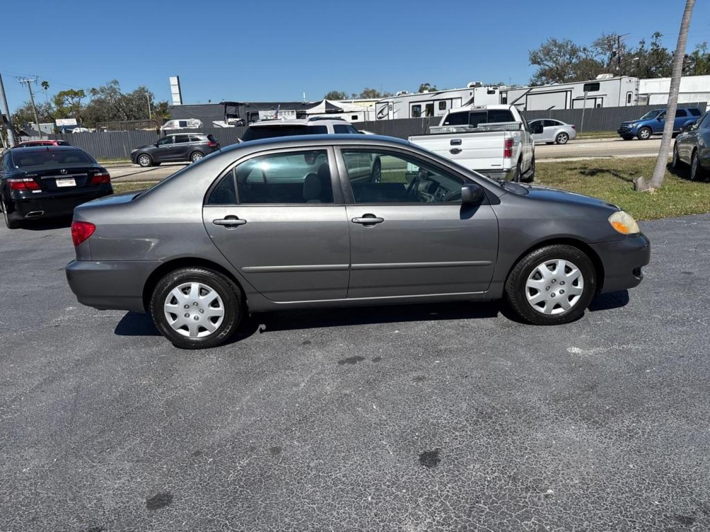 2006 GRAY TOYOTA COROLLA CE (2T1BR32E76C) with an 1.8L engine, Automatic transmission, located at 2929 9th St. West, Bradenton, 34205, (941) 242-2810, 27.473591, -82.570679 - Thanks for inquring into DriveNation USA! All vehicles listed can be viewed at www.drivenationusa.com for vehicle history reports and additonal info. We cannot quote any terms such as down payments or monthly payments without an application. You can apply directly at www.drivenationusa.com or by con - Photo#8