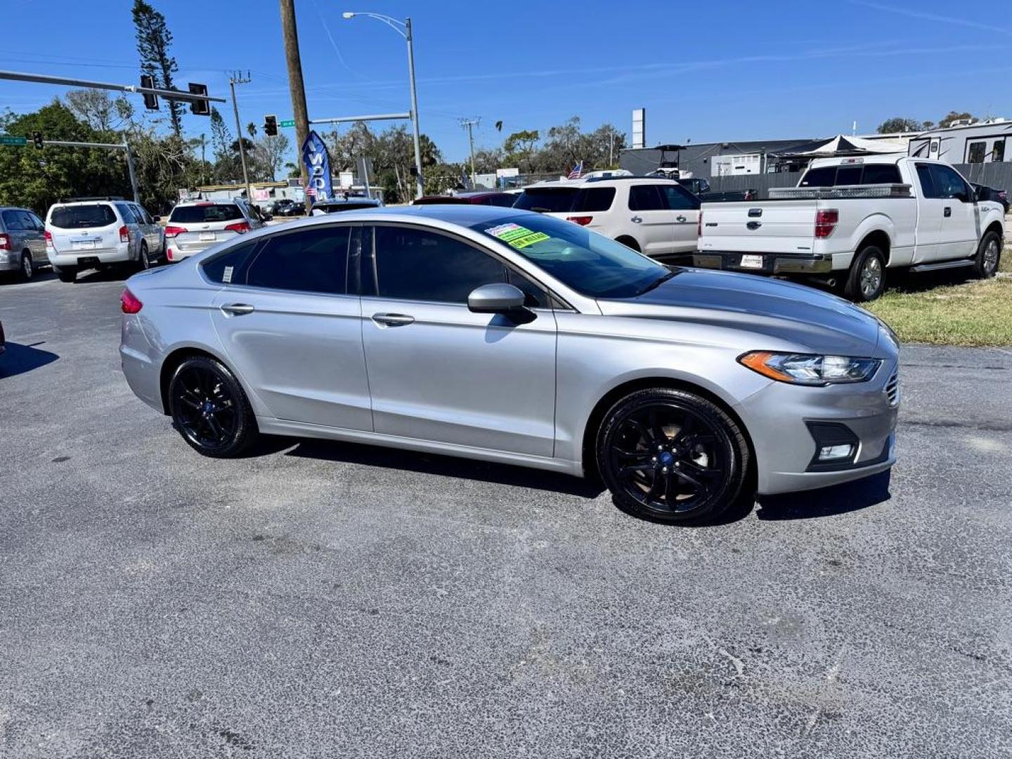 2020 GRAY FORD FUSION SE (3FA6P0HD3LR) with an 1.5L engine, Automatic transmission, located at 2929 9th St. West, Bradenton, 34205, (941) 242-2810, 27.473591, -82.570679 - Photo#1