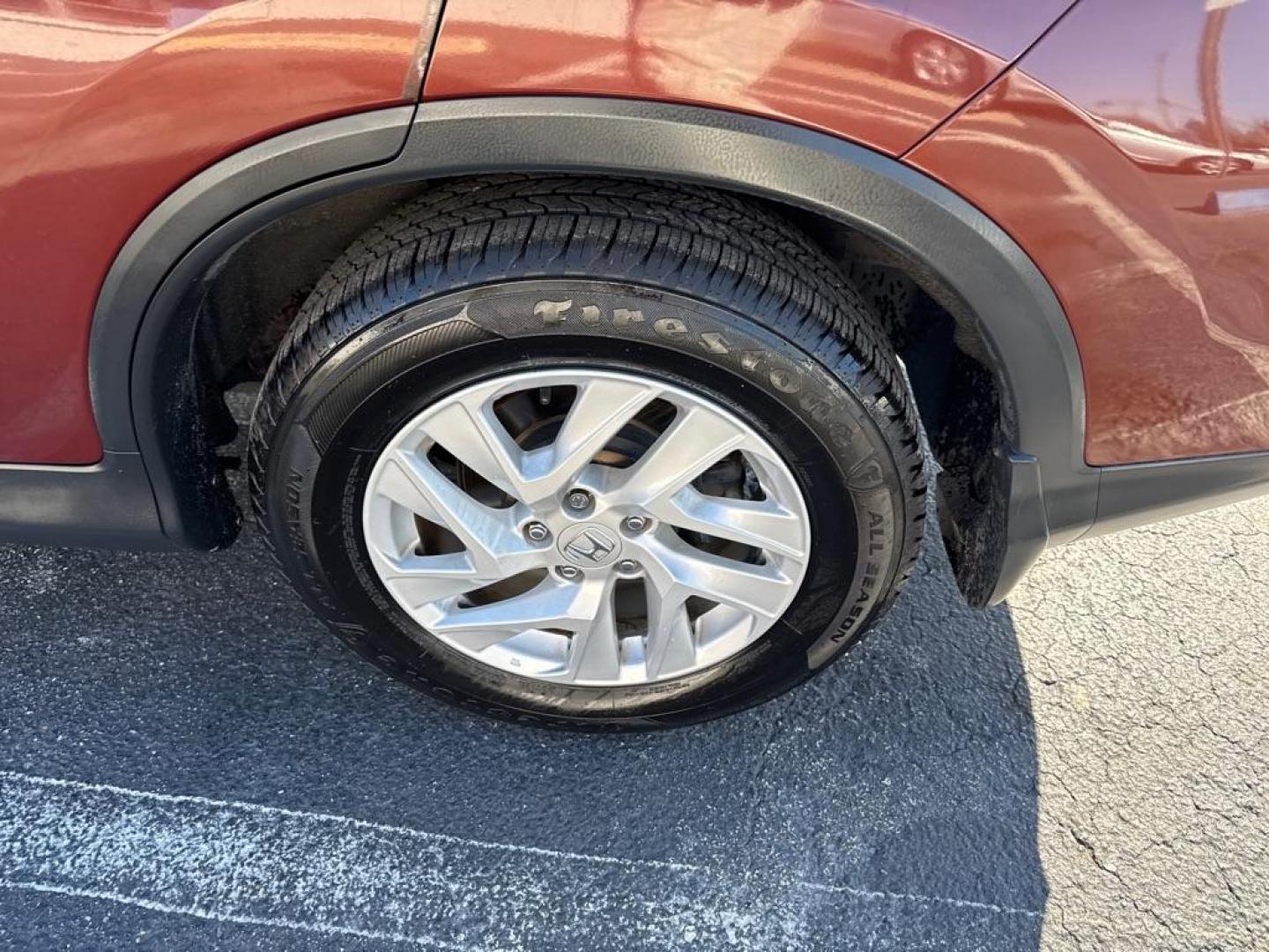 2016 MAROON HONDA CR-V EX (3CZRM3H56GG) with an 2.4L engine, Continuously Variable transmission, located at 2929 9th St. West, Bradenton, 34205, (941) 242-2810, 27.473591, -82.570679 - Thanks for inquring into DriveNation USA! All vehicles listed can be viewed at www.drivenationusa.com for vehicle history reports and additonal info. We cannot quote any terms such as down payments or monthly payments without an application. You can apply directly at www.drivenationusa.com or by con - Photo#9