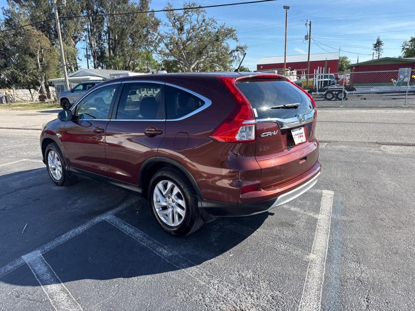 2016 MAROON HONDA CR-V EX (3CZRM3H56GG) with an 2.4L engine, Continuously Variable transmission, located at 2929 9th St. West, Bradenton, 34205, (941) 242-2810, 27.473591, -82.570679 - Thanks for inquring into DriveNation USA! All vehicles listed can be viewed at www.drivenationusa.com for vehicle history reports and additonal info. We cannot quote any terms such as down payments or monthly payments without an application. You can apply directly at www.drivenationusa.com or by con - Photo#5