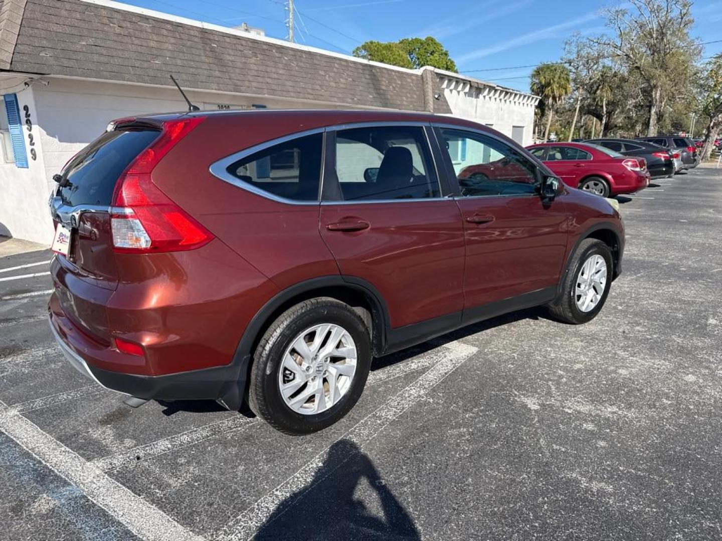 2016 MAROON HONDA CR-V EX (3CZRM3H56GG) with an 2.4L engine, Continuously Variable transmission, located at 2929 9th St. West, Bradenton, 34205, (941) 242-2810, 27.473591, -82.570679 - Thanks for inquring into DriveNation USA! All vehicles listed can be viewed at www.drivenationusa.com for vehicle history reports and additonal info. We cannot quote any terms such as down payments or monthly payments without an application. You can apply directly at www.drivenationusa.com or by con - Photo#7