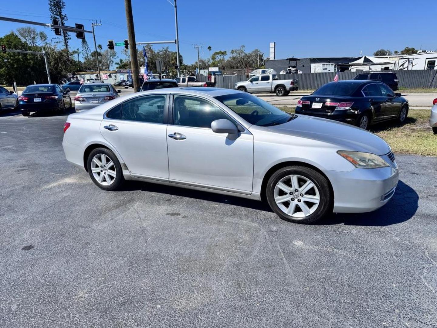 2007 SILVER LEXUS ES 350 (JTHBJ46G872) with an 3.5L engine, Automatic transmission - Thanks for inquring into DriveNation USA! All vehicles listed can be viewed at www.drivenationusa.com for vehicle history reports and additonal info. We cannot quote any terms such as down payments or monthly payments without an application. You can apply directly at www.drivenationusa.com or by con - Photo#1