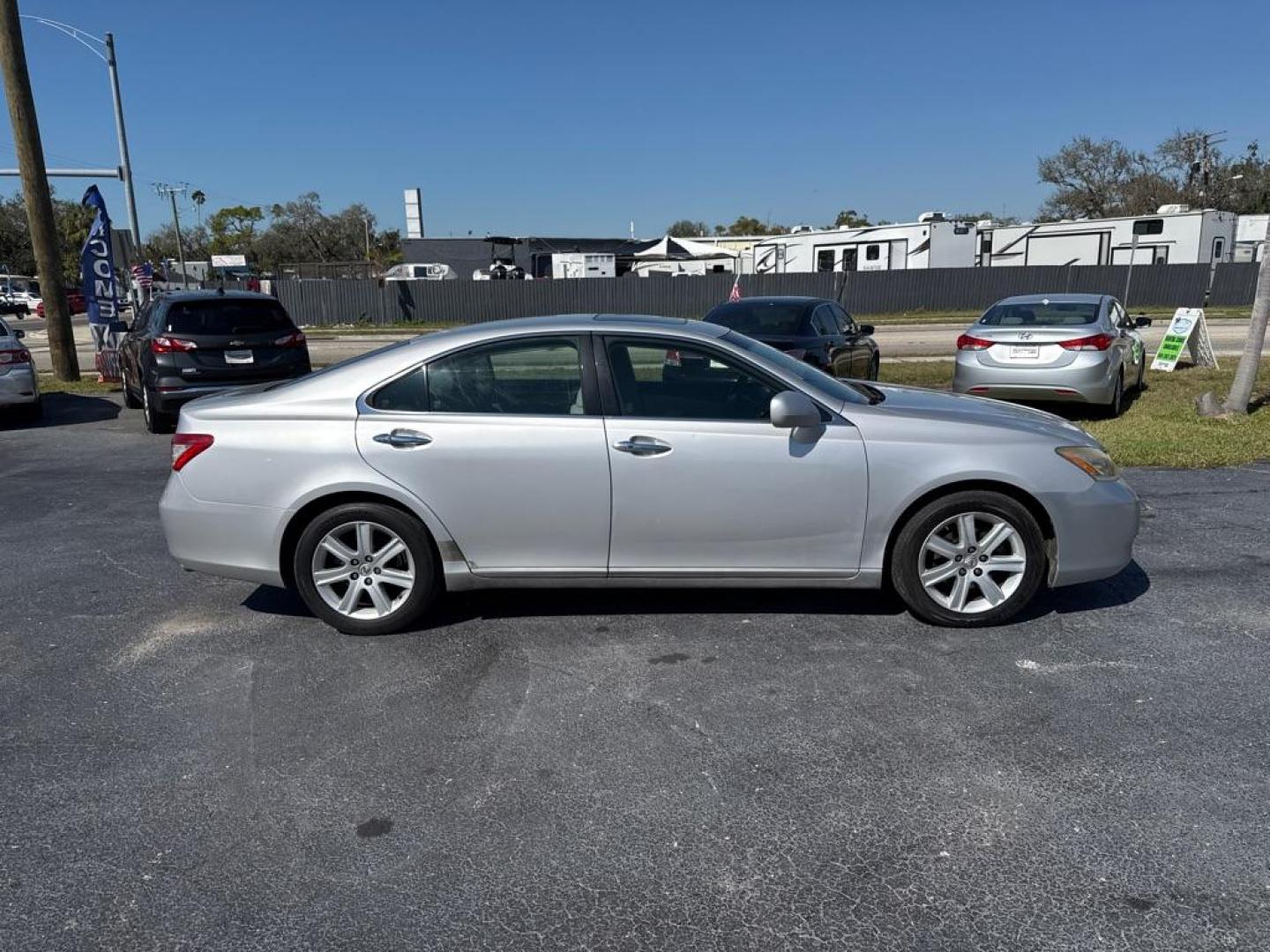 2007 SILVER LEXUS ES 350 (JTHBJ46G872) with an 3.5L engine, Automatic transmission - Thanks for inquring into DriveNation USA! All vehicles listed can be viewed at www.drivenationusa.com for vehicle history reports and additonal info. We cannot quote any terms such as down payments or monthly payments without an application. You can apply directly at www.drivenationusa.com or by con - Photo#8