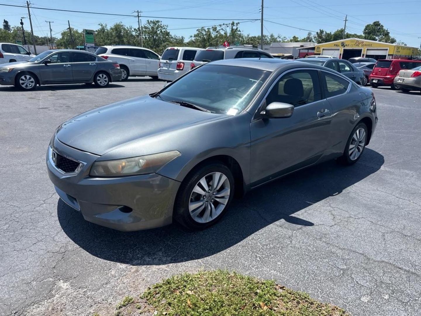 2010 GRAY HONDA ACCORD EXL (1HGCS1B87AA) with an 2.4L engine, Automatic transmission, located at 2929 9th St. West, Bradenton, 34205, (941) 242-2810, 27.473591, -82.570679 - Thanks for inquring into DriveNation USA! All vehicles listed can be viewed at www.drivenationusa.com for vehicle history reports and additonal info. We cannot quote any terms such as down payments or monthly payments without an application. You can apply directly at www.drivenationusa.com or by con - Photo#3
